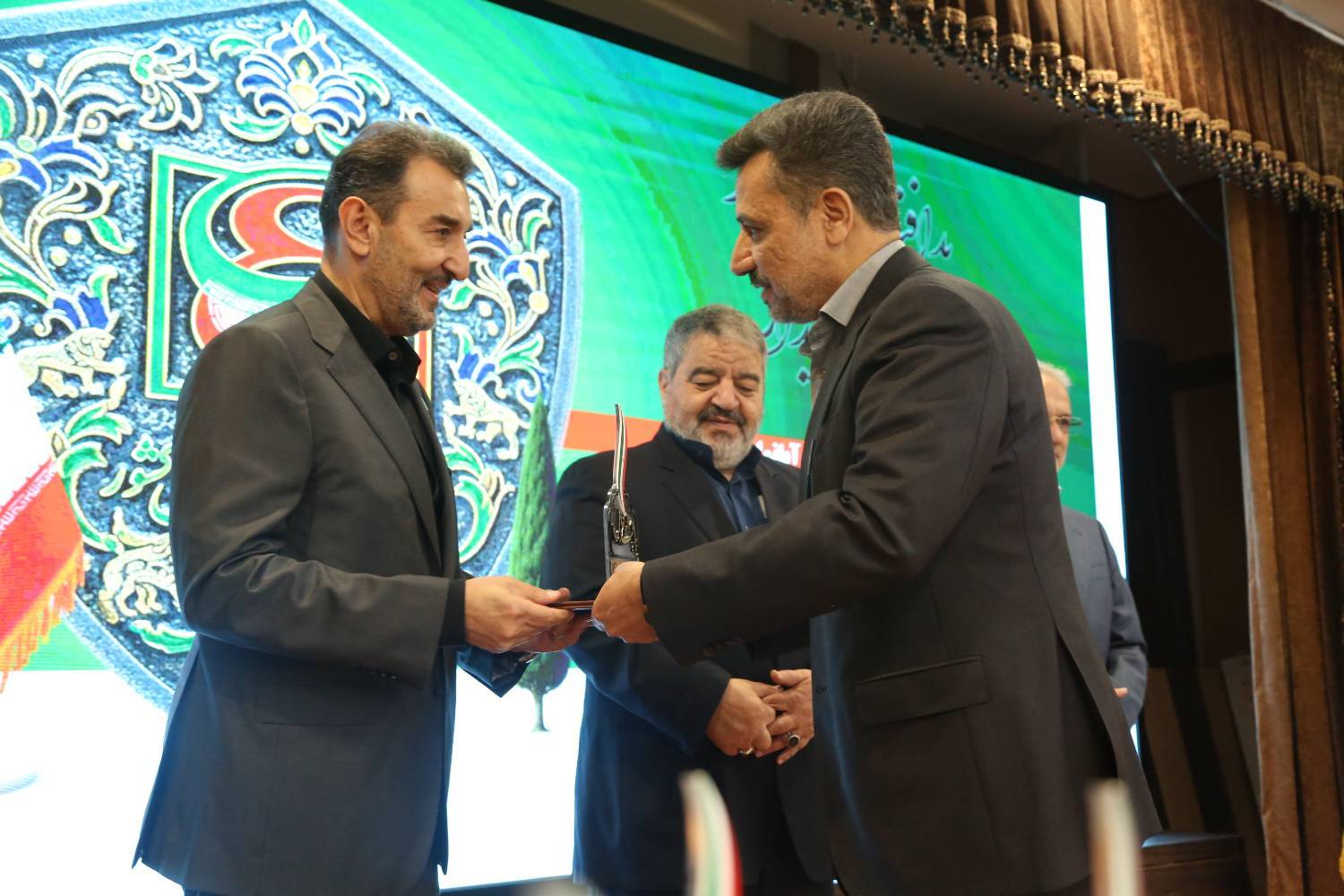 اشراقی