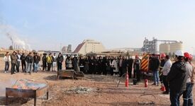 بازدید دانشجویان دانشگاه آزاد جاجرم از معدن بوکسیت، کارخانه آلومینا و تولید شمش آلومینیوم به مناسبت هفته پژوهش