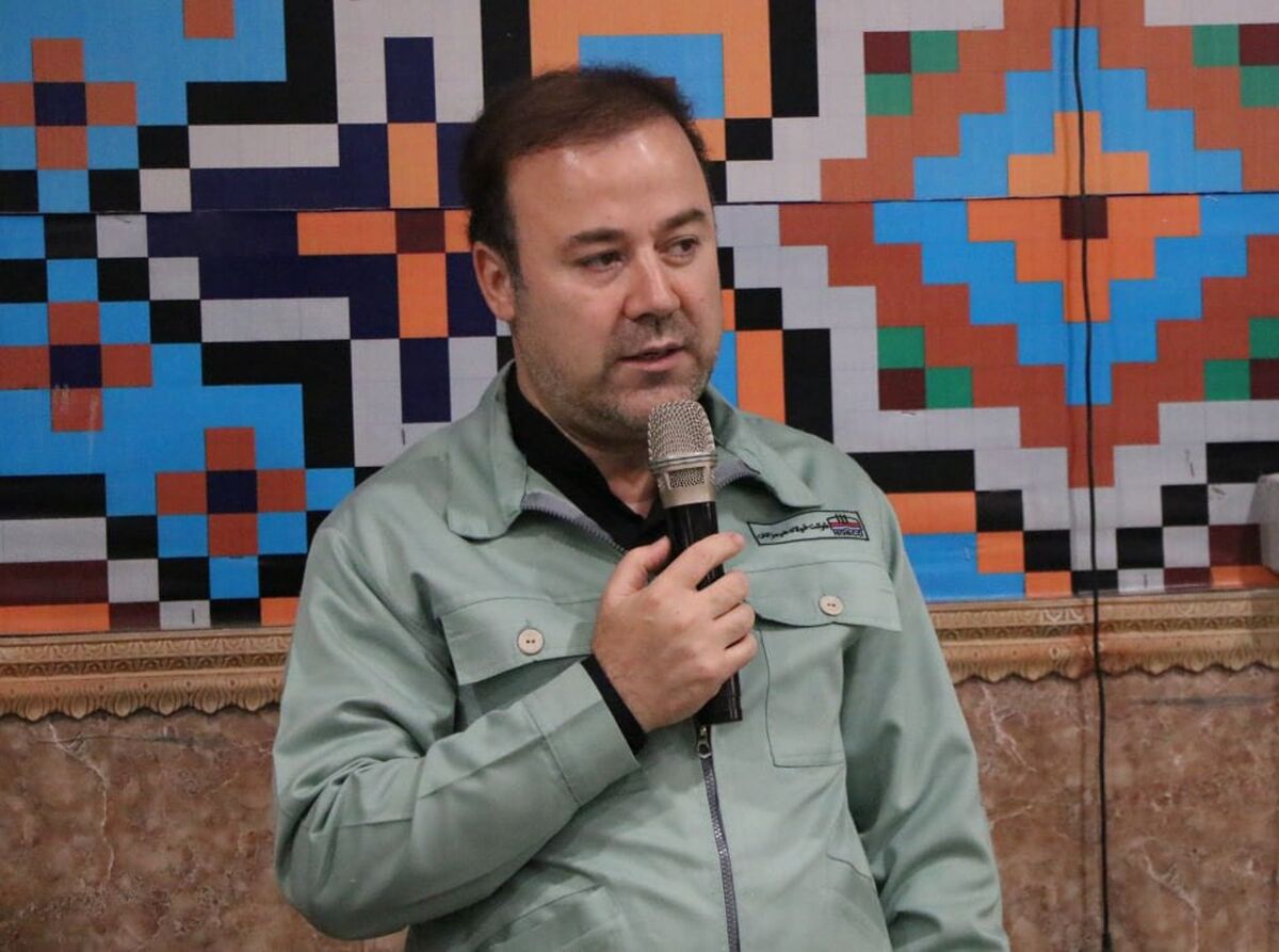 مدیرعامل شرکت فولاد هرمزگان: تلاش در جبهه تولید جهاد مقدس است

