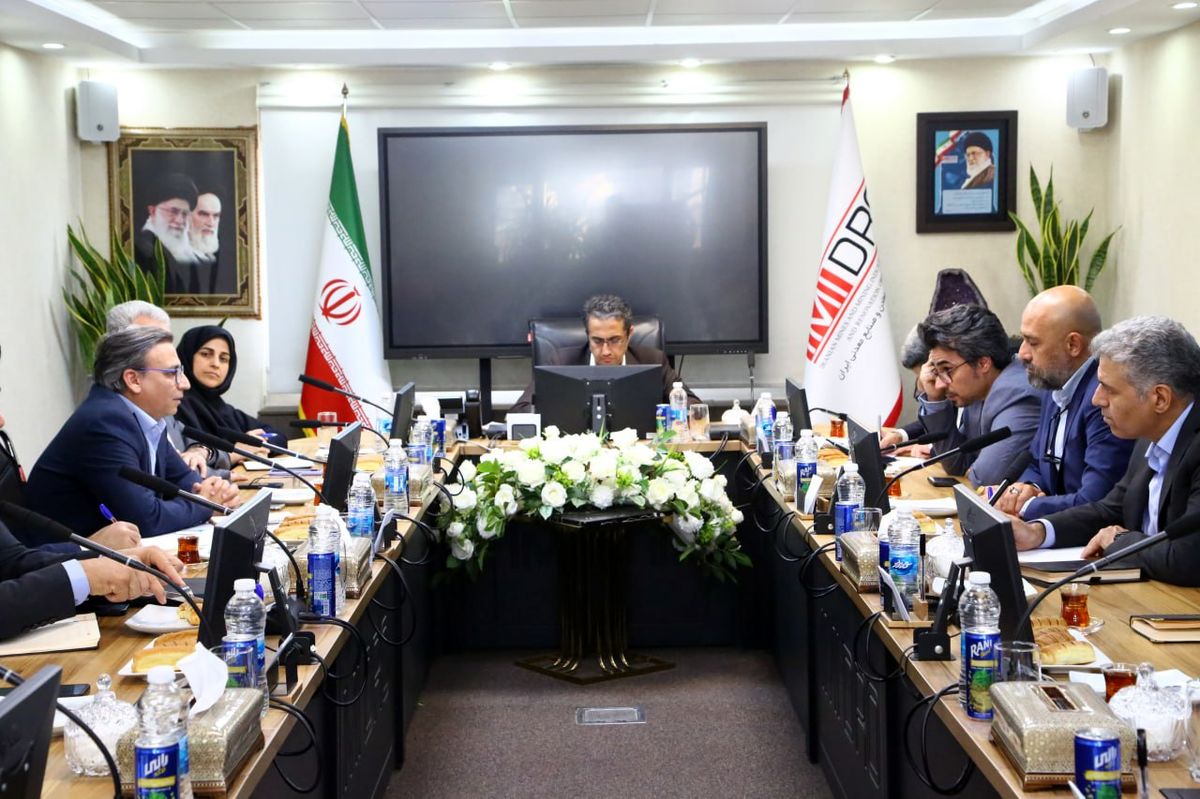 آقاجانلو: توسعه معاملات گواهی سپرده کالا حمایت از اقتصاد و تقویت تولید است