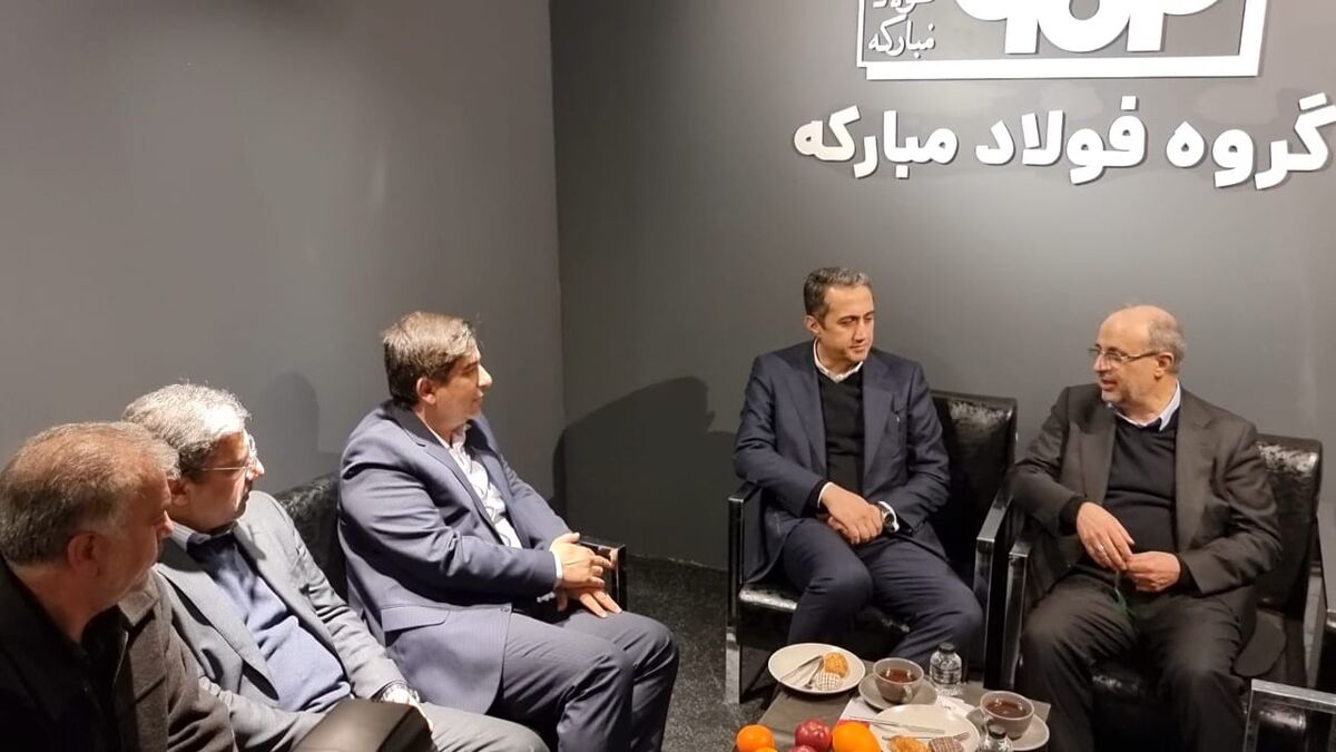 بازدید محمد آقاجانلو و وجیه‌اله جعفری از غرفه فولاد مبارکه در نمایشگاه اوراسیا 