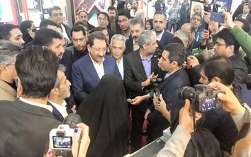 بازدید اتابک از غرفه ایمیدرو در هجدهمین نمایشگاه بین المللی ایران کانمین