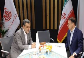 حضور عضو کمیسیون صنایع و معادن مجلس در غرفه شرکت ملی صنایع مس ایران و دیدار و گفتگو با مدیرعامل این شرکت