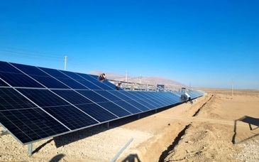 بازدید مدیرعامل شرکت آلومینای ایران از پروژه نیروگاه خورشیدی