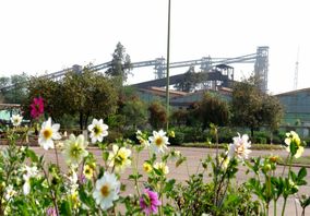 فولاد خوزستان؛ کنشگر راهبردی اقتصاد ملی در میدان تحریم و ناترازی