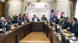 آقاجانلو: ظرفیت مازاد 20 میلیون تنی فولاد را فعال می کنیم