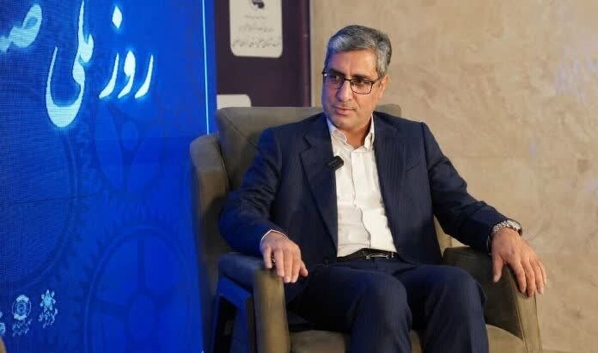 مدیرعامل فولاد سنگان تاکید کرد:لزوم توجه بنگاه‌های بزرگ به محیط پیرامونی  

