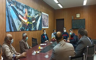 ما خود را عضوی از خانواده بزرگ فولاد اکسین می دانیم