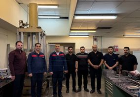 بازدید قائم‌مقام شرکت فولاد اکسین خوزستان از مجتمع آزمایشگاهی پیشرفته کنترل کیفیت