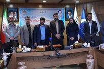 مرکز تحقیقات یزد و گروه تامین و فرآوری مواد معدنی فولاد مبارکه تفاهم نامه امضا کردند