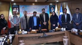 مرکز تحقیقات یزد و گروه تامین و فرآوری مواد معدنی فولاد مبارکه تفاهم نامه امضا کردند
