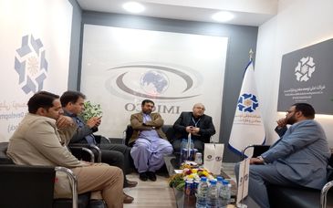 بازدید دکتررحمتیان معاون امور معادن  استان سیستان و بلوچستان، از غرفه هلدینگ تجلی 