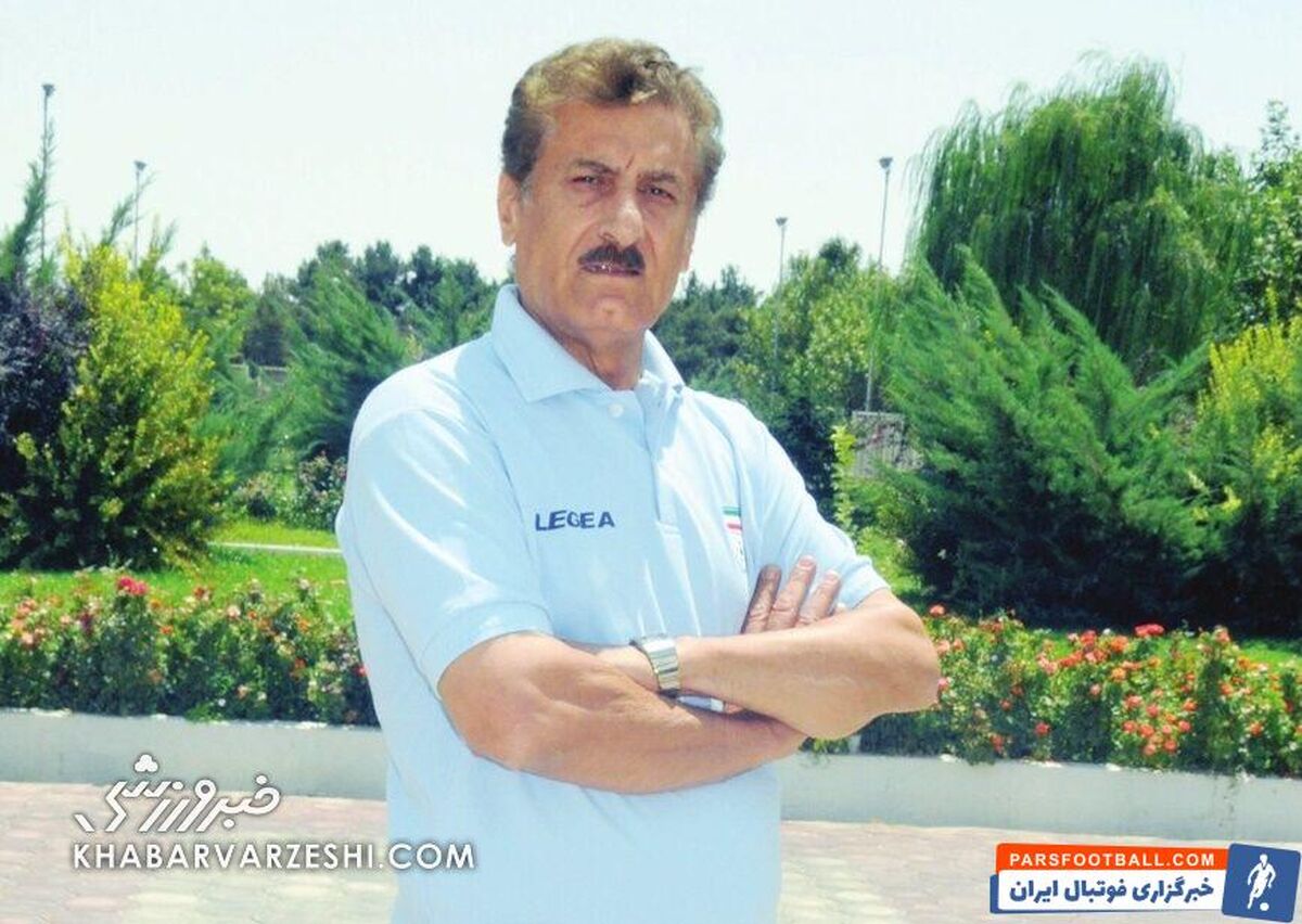 آقای مجیدی پرسپولیس از رگ گردن به تیمت نزدیک تر است/چرا فرهاد چنین رفتاری با کاپیتانش می کند؟/ تنبیهی سخت تر از اخراج می شد برای وریا در نظر گرفت