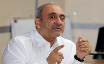 مدارک ۲ بازیکن استقلال از نظر نظام وظیفه درست نیست/ باید به مردم بگویید در این خصوص چه اتفاقی افتاده است