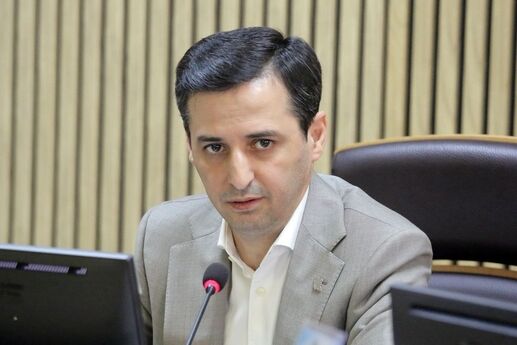 دهقانی خبر داد: شتاب چادرملو در توسعه معادن جدید/هدف‌گذاری برداشت ۵ میلیون تن سنگ‌آهن تا پایان سال