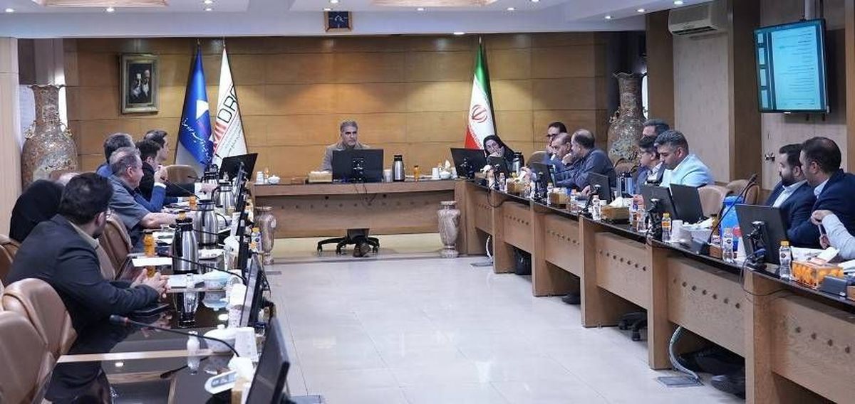 همایش بررسی بسته سرمایهگذاری اکتشاف با محوریت دغدغههای سرمایهگذاران برگزار شد