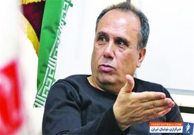 حمله پیشکسوت سرخ‌ها به بازیکن پرسپولیس؛ تمام تقصیرات گردن تو است/ آقای جنتلمن کنار زمین چه کار می‌کردی؟


