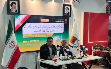 گزارش دنیای معدن از پنل تخصصی فولاد خوزستان: جایگزینی سیستم تزریق گاز کلر با آب ژاول و بازیابی آب هدررفته در هیدرو سیکون‌ها