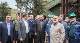 با توجه به آسیب های جدی و اساسی وارد شده به صنایع مادر و کلیدی آسیب دیده در جنگ تحمیلی از جمله فولاد خوزستان بایستی با نگاه ملی حمایت شوند 

