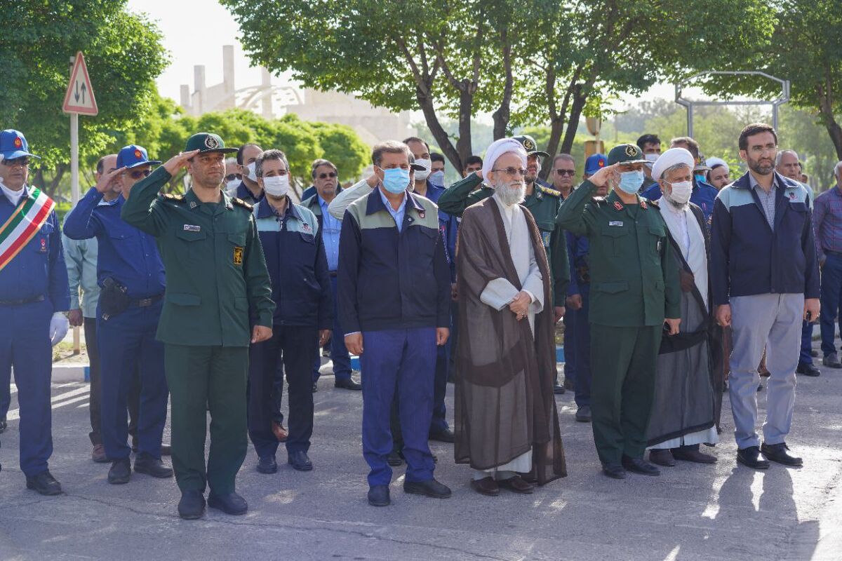 آیین بزرگداشت سالروز فتح خرمشهر و تجلیل از کارگران و ورزشکاران نمونه ذوب آهن اصفهان