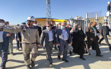 بازدید وزیر صمت از کارخانه تولید سیلیکون متال فرتاک/ کاربرد در واحدهای تولید "آلومینیوم" 