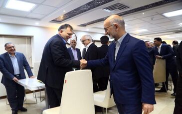 موثقی نیا در دیدار نوروزی با کارکنان ایمیدرو: بخش عمده ای از مشکلات موجود کشور، از مسیر تولید قابل حل است