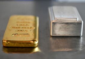 طلای جهانی در قعر ماند!