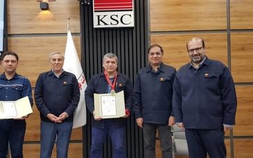 با حضور مدیرعامل شرکت انجام شد؛اعطای نشان طلای ایمنی به معاون بهره‌برداری و تقدیر از رییس ایمنی در حوزه بهره‌برداری