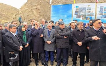 راه آهن میانه-اردبیل روی ریل ذوب آهن اصفهان به ایستگاه پایان رسید

