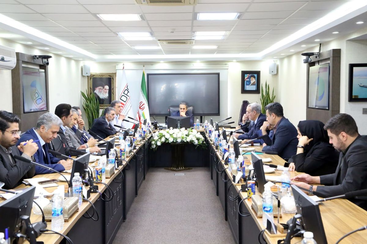 آقاجانلو: پروژه های "ومعادن" برحسب شاخص ها و ناترازی ها اولویت بندی شوند/ سعدمحمدی: شناسایی 398 میلیون تن ذخیره ماده معدنی حاصل از اکتشافات صبانور