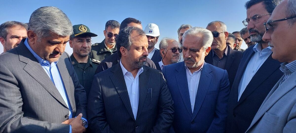 وزیر اقتصاد: تخصیص ارز برای پروژه فولادسازی کردستان پیگیری می شود