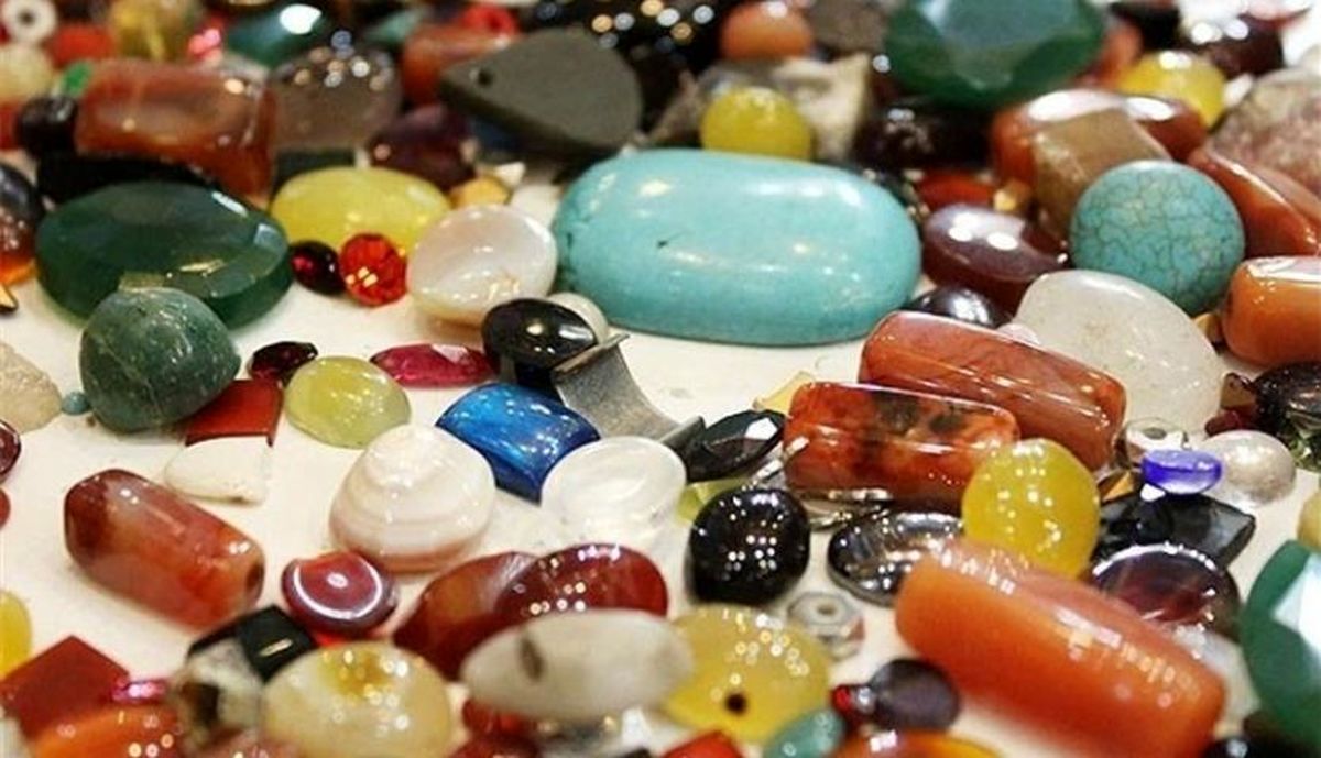 ایجاد شهرک های صنعتی گوهرسنگ ها برای اشتغالزایی در محیط های معدنی و نظام توزیع