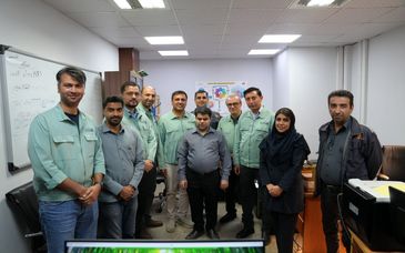 به مناسبت فرا رسیدن روز عصای سفید انجام شد؛ تجلیل از کارمند روشن‌دل شرکت فولاد هرمزگان