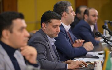 گزارش تصویری از سخنرانی دکتر مقدم علی در مجمع عمومی عادی سالیانه شرکت پارس فولاد سبزوار

