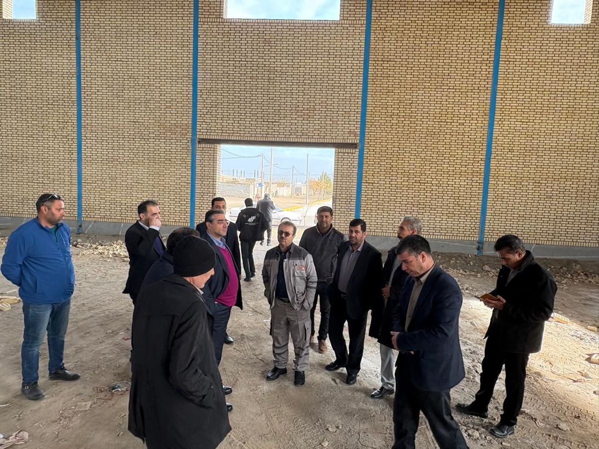 بازدید مدیرعامل اپال کانی پارس از روند ساخت ورزشگاه قاسم‌آباد و بازسازی بخش زنان بیمارستان خواف