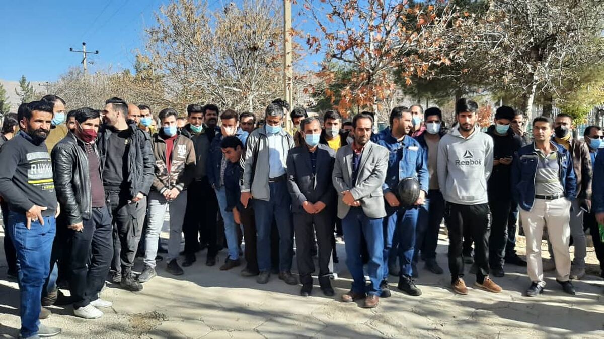 بدهی برق، کارگران کارخانه فولاد بویر صنعت را بی کار کرد