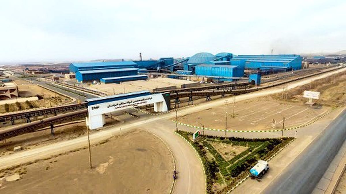 درخشش فولاد سنگان در طرحهای توسعه‌ای و بهینه سازی مصرف انرژی با وجود محدودیت ها 