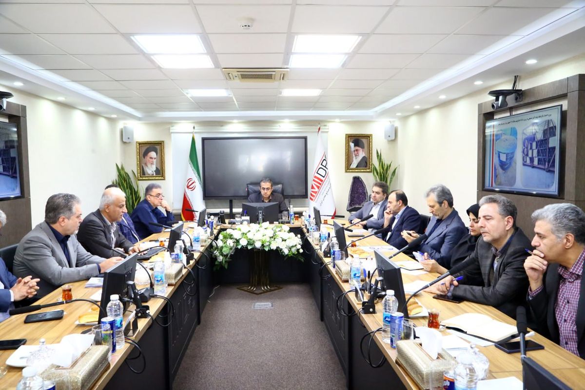 تاکید آقاجانلو بر حمایت مالی از طرح های توسعه فولاد کردستان