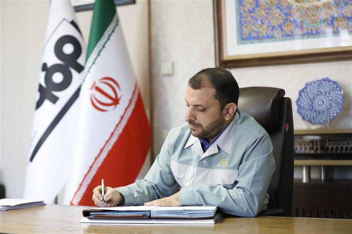 یادداشت مدیر روابط عمومی فولادمبارکه؛نگاه به آینده؛ استراتژی فولاد مبارکه در افق