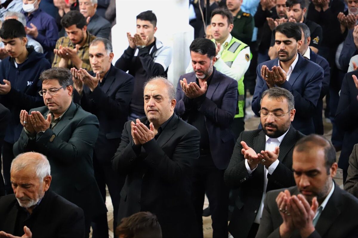 حضور مدیرعامل ذوب‌آهن در نماز جمعه و راهپیمایی روز قدس
