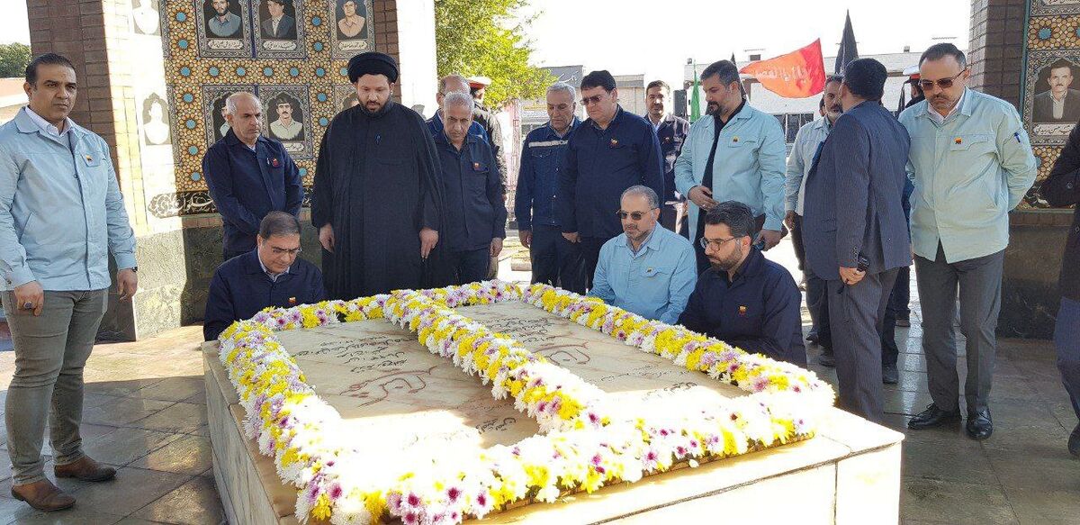 همزمان با ایام فاطمیه برگزار شد؛مراسم عزاداری شهادت حضرت فاطمه زهرا (س) و چهارمین سالگرد تدفین شهدای گمنام شرکت فولاد خوزستان