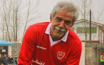 خوب شد پرسپولیس باخت/ این چه تعویضی بود یحیی کرد/ این آقا از یک سانتر هم عاجز است/ پرسپولیس دیگر شاداب نیست