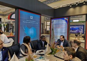 درحاشیه چهاردهمین نمایشگاه بین‌المللی ماینکس : نشست نمایندگان شرکت مینتک آفریقای جنوبی با مدیر مرکز تحقیقات فرآوری مواد معدنی