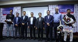 با حضور مدیرعامل فولاد هرمزگان انجام شد؛ تقدیر از قهرمانان بین‌المللی فولاد هرمزگان و خانواده ورزشکار شهید شرکت