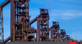 انعطاف‌پذیری استراتژیک صنعت فولاد در مواجهه با بحران انرژی و رکود؛ سایه سنگین انرژی بر رویای فولاد ۵۵ میلیون تنی