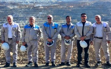 بازدید هیات مدیره شرکت تهیه و تولید مواد معدنی ایران از کارخانه طلای زرشوران