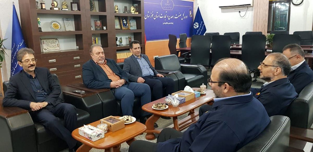 در راستای تعامل بیشتر با سازمان صمت مدیرعامل شرکت فولاد خوزستان با سرپرست سازمان صمت خوزستان دیدار نمود