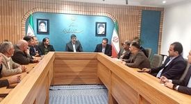 آقاجانلو اعلام کرد: همکاری نهادهای اجرایی و بخش خصوصی از الزامات توسعه معادن یزد/ تأکید استاندار بر نگاه عملیاتی برنامه های استان یزد
