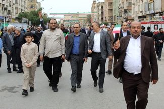 تجدید میثاق خانواده فولاد اکسین خوزستان با آرمان‌ های انقلاب در یوم‌ الله ۲۲ بهمن