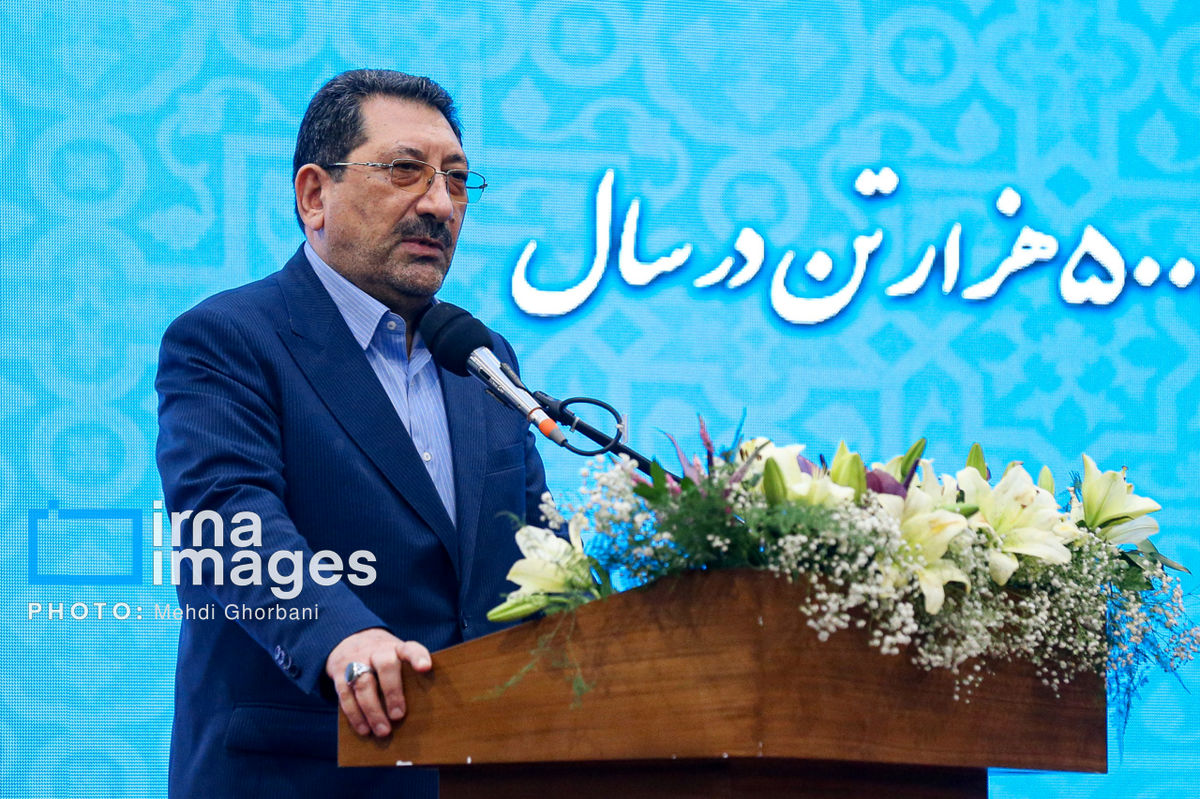 وزیر صنعت: توسعه معدن باید در اولویت کشور قرار گیرد